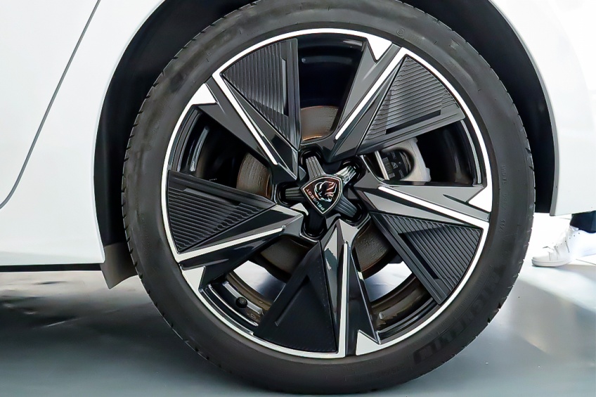 Peugeot E-308  BATERIA 54 KWH FIRST EDITION