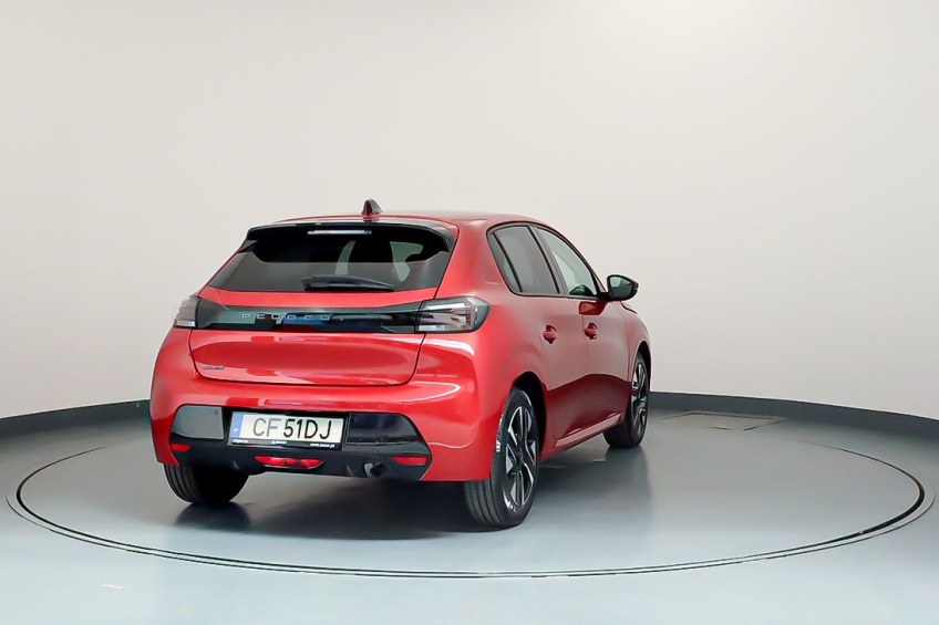 Peugeot 208 1.2 GASOLINA ALLURE