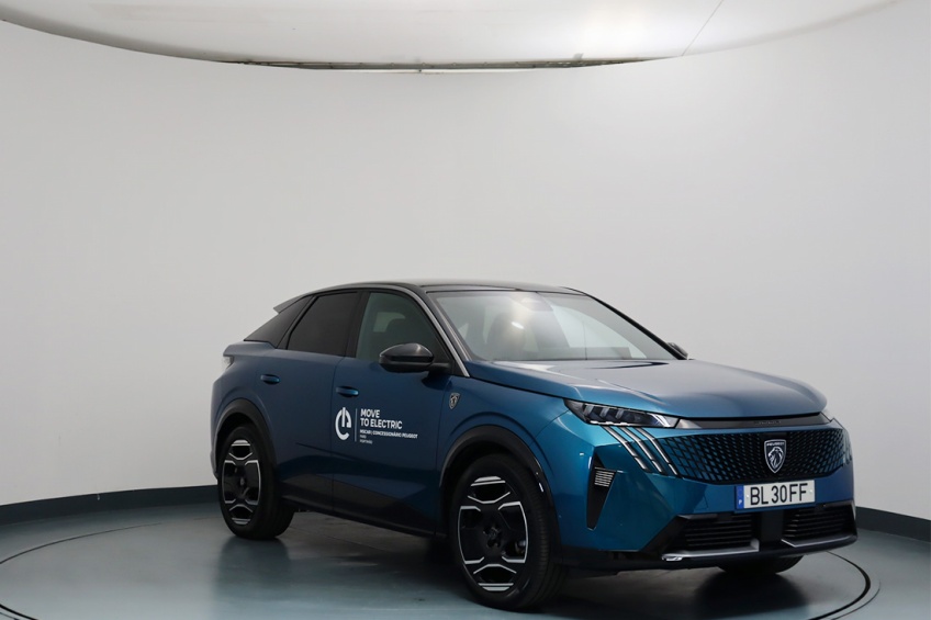 Peugeot E-3008 GT ELTRICO 210CV 157KW BATERIA 73KWh