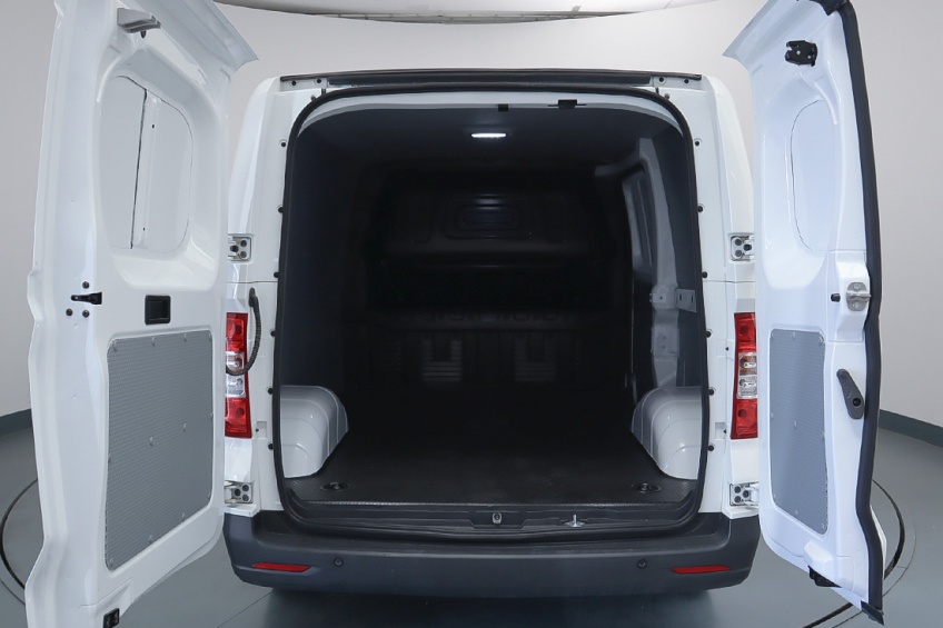 Maxus Ed3 swb FURGO DE 4,8 M3