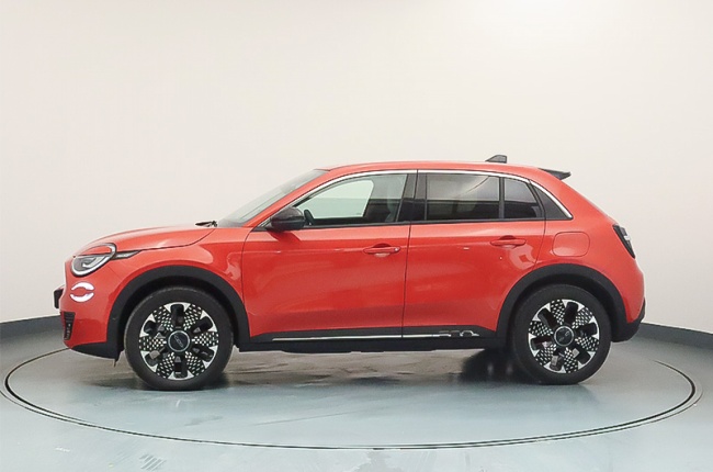 Fiat 600E EL�TRICO LA PRIMA