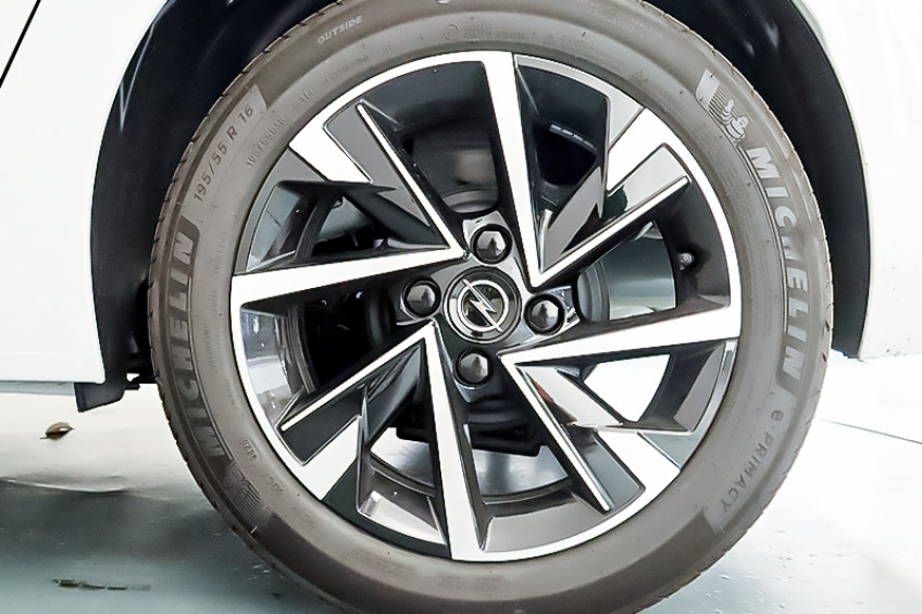 Opel CORSA GS