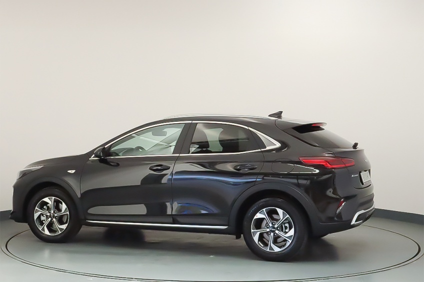 Kia XCEED 1.0T-GDi 6MT DYNAMIC+