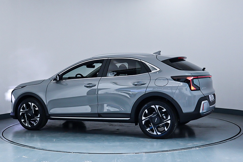 Kia XCEED 1.0 T-GDI 6MT DRIVE