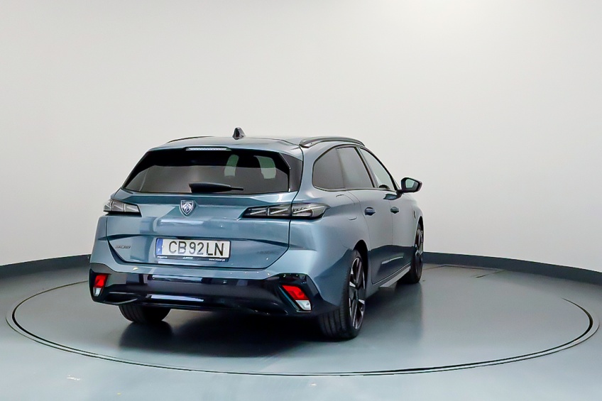 Peugeot 308 SW GT HYBRID 145CV GT