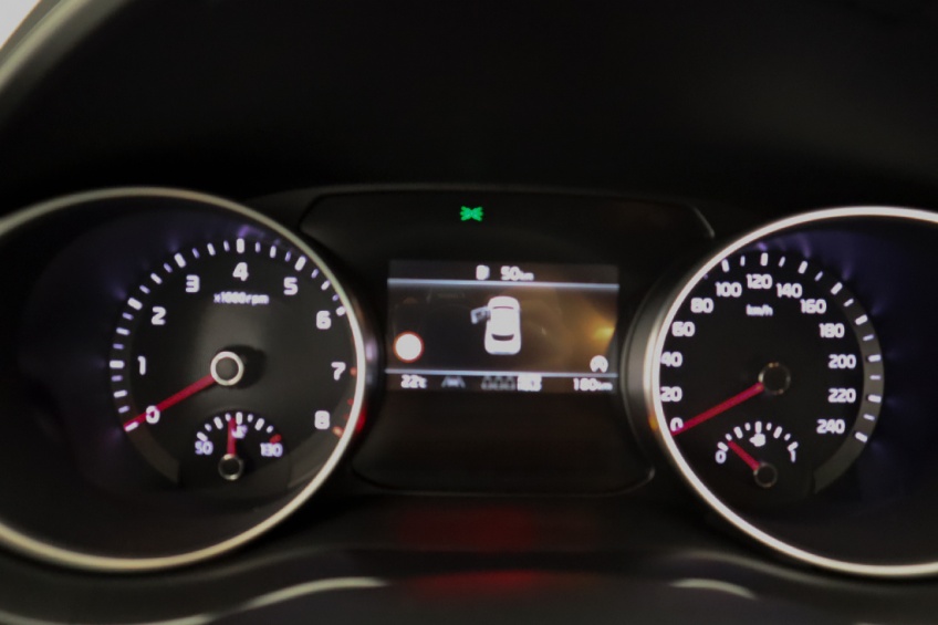 Kia XCEED 1.0T-GDi 6MT DYNAMIC+