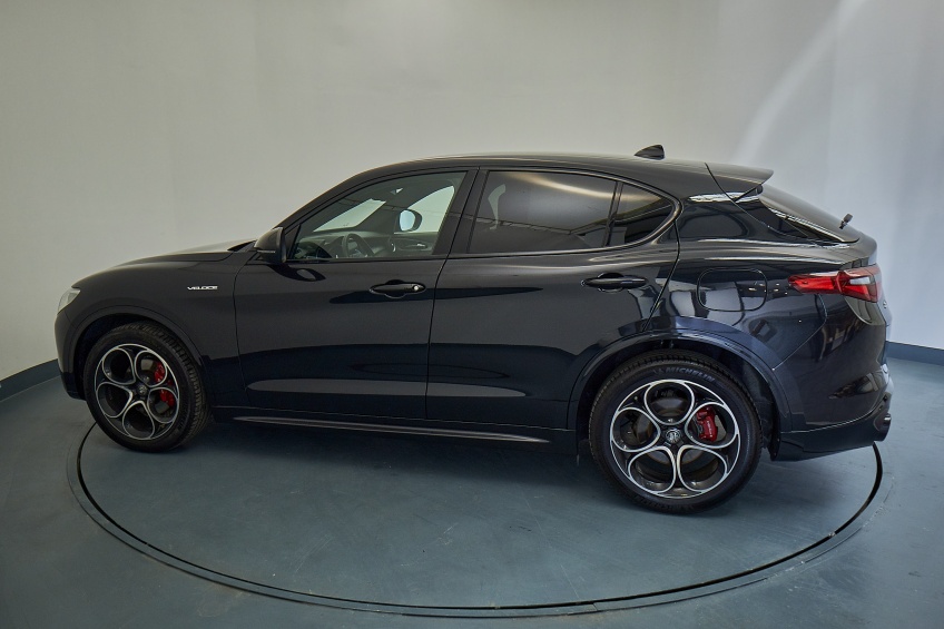 Alfa Romeo Stelvio MY22 AT8 Q4 Veloce 2.0 Turbo 280cv