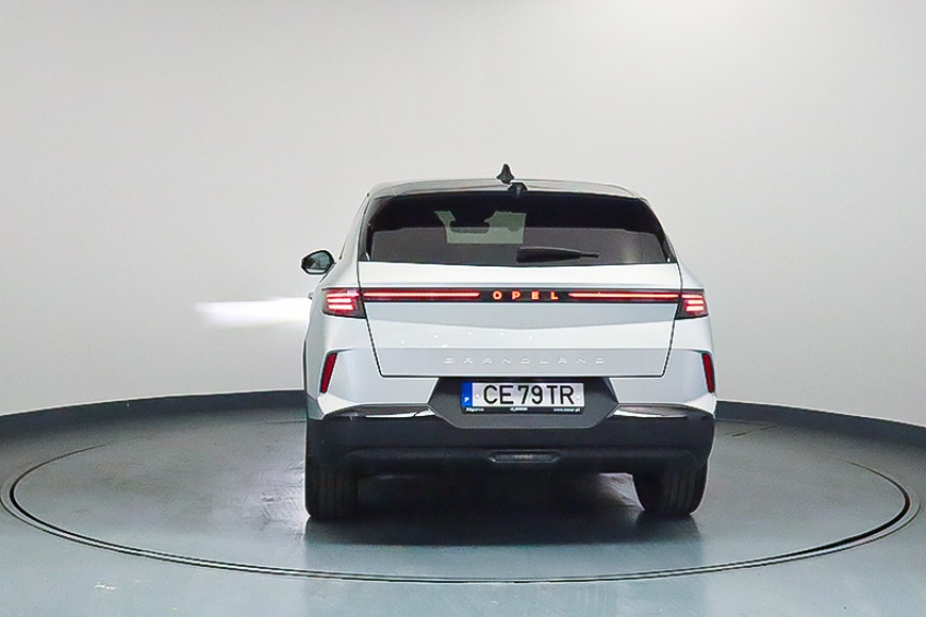 Opel Grandland Hybrid GS 145 Cv