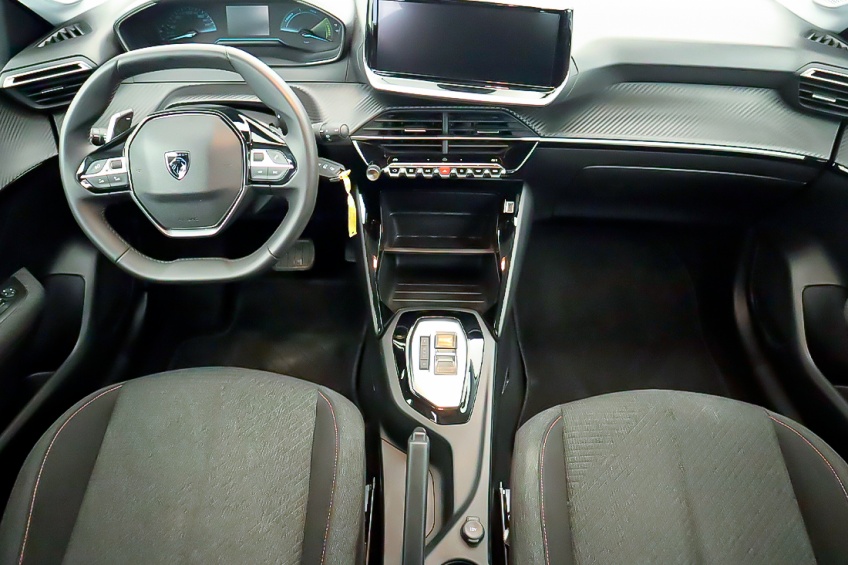 Peugeot 208  STYLE HYBRID 110CV e-DCS6 STYLE