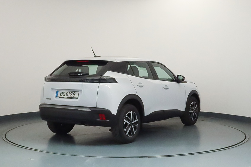 Peugeot 2008 STYLE 1.2 100 CV 5P