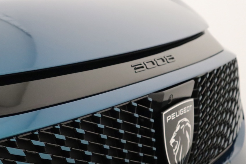 Peugeot E-3008 GT ELTRICO 210CV 157KW BATERIA 73KWh