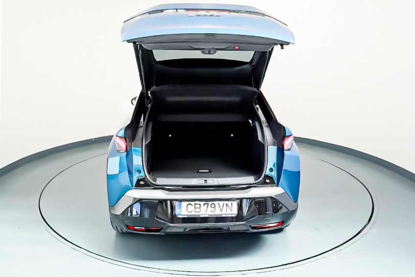 Peugeot E-3008 GT