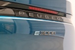 Peugeot E-3008 GT ELTRICO 210CV 157KW BATERIA 73KWh