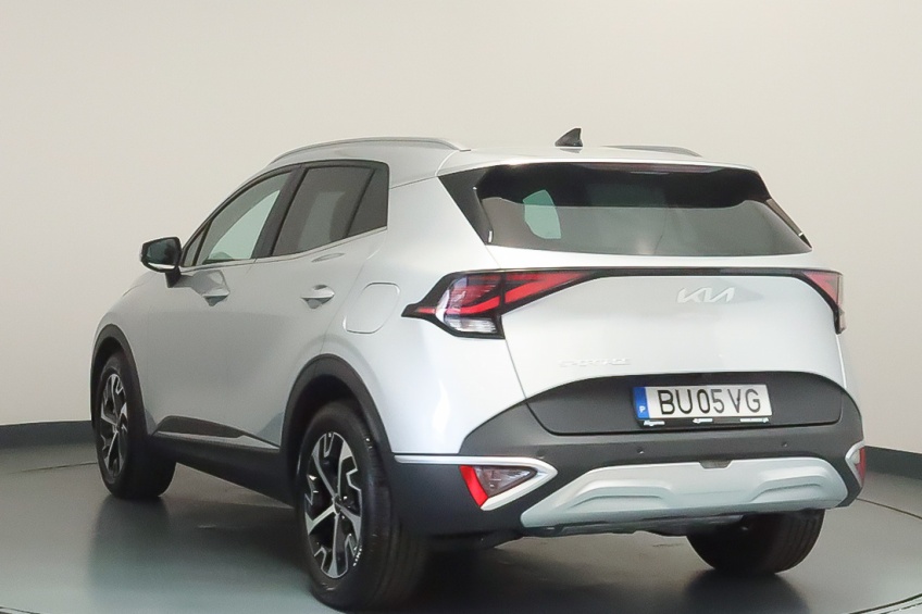 Kia SPORTAGE 1.6T-GDi 6MT DRIVE