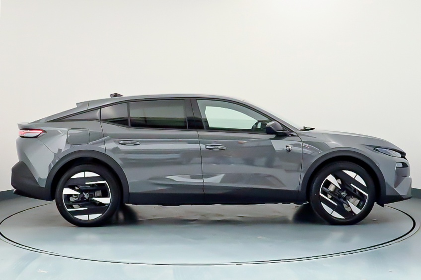 Peugeot 408 GT PLUG-IN HYBRID 240CV e-DCS7