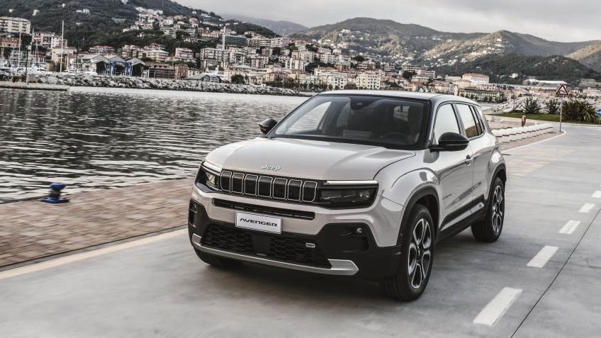 Jeep® Avenger alcança as 100.000 encomendas elevando a novos patamares o sucesso da marca Jeep