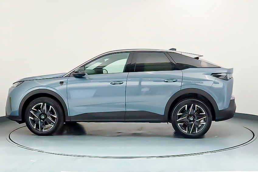 Peugeot 3008 GT HYB 145CV e-DCS6