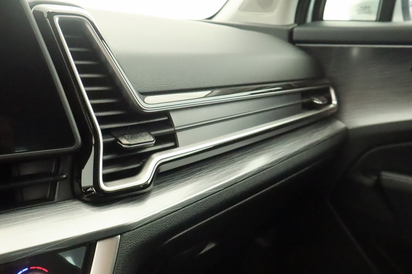 Kia SPORTAGE 1.6T-GDi 6MT DRIVE