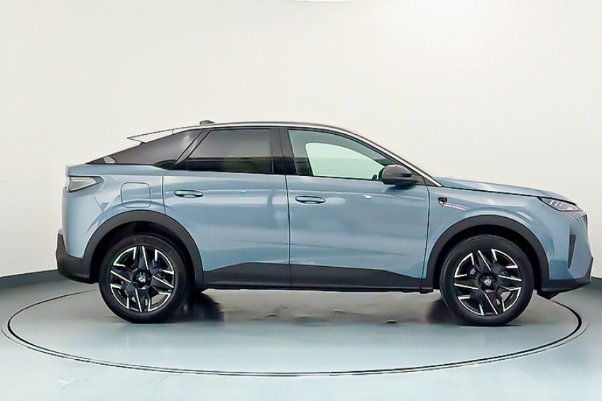 Peugeot 3008 GT HYB 145CV e-DCS6