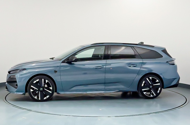 Peugeot 308 SW GT HYBRID 145CV GT