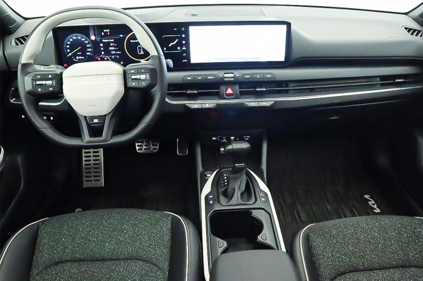 Kia K4 1.0T-GDi MHEV 7DCT GT LINE