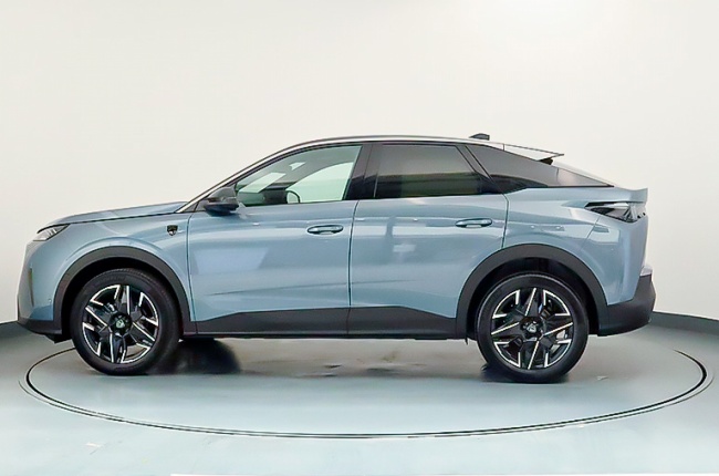 Peugeot 3008 GT HYB 145CV e-DCS6
