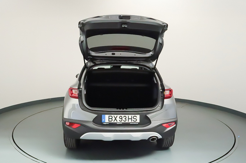 Kia STONIC 1.0T-GDi 6MT DRIVE