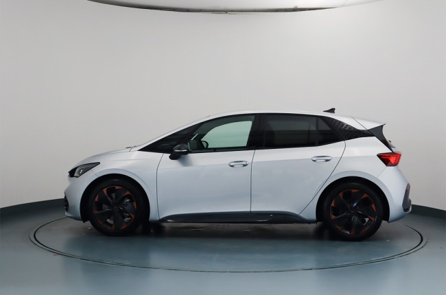 Cupra BORN E-BOOST 59 KWH 231 CV Cupra BORN E-BOOST 59 KWH 231 CV