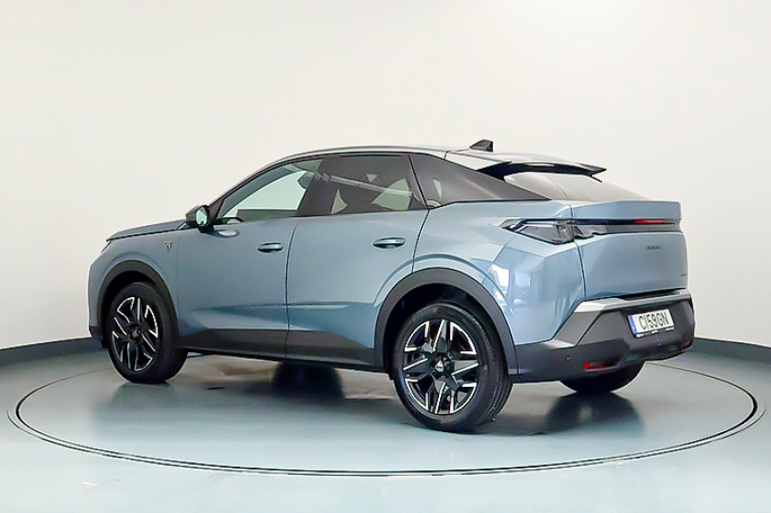 Peugeot 3008 GT HYB 145CV e-DCS6