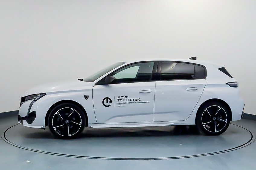 Peugeot E-308  BATERIA 54 KWH FIRST EDITION