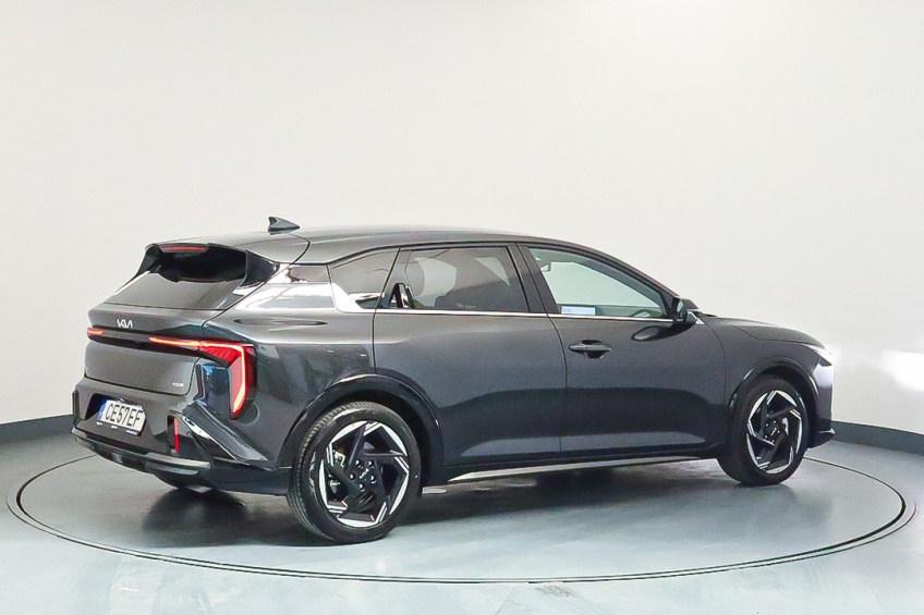 Kia K4 1.0T-GDi MHEV 7DCT GT LINE