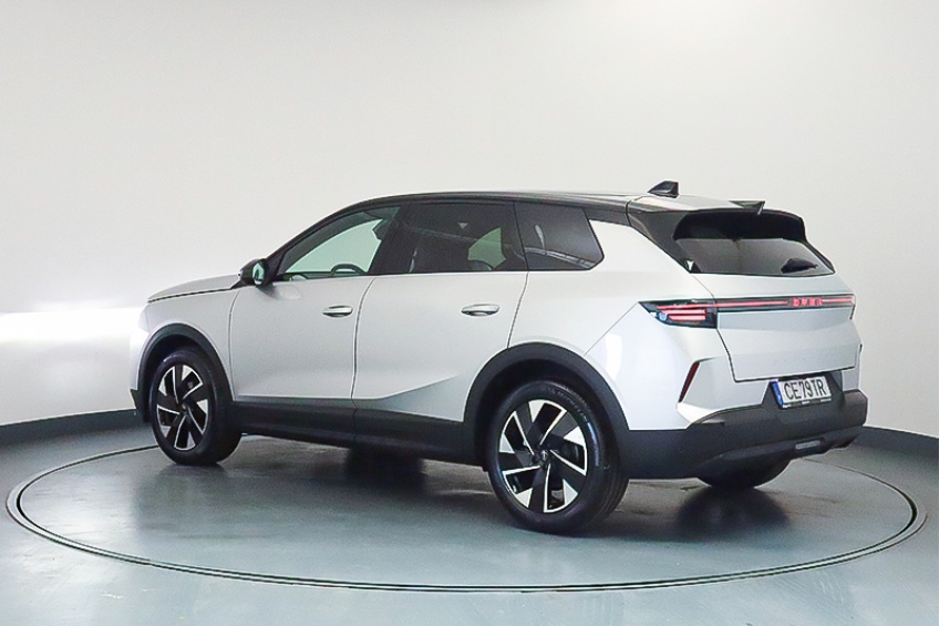 Opel Grandland Hybrid GS 145 Cv