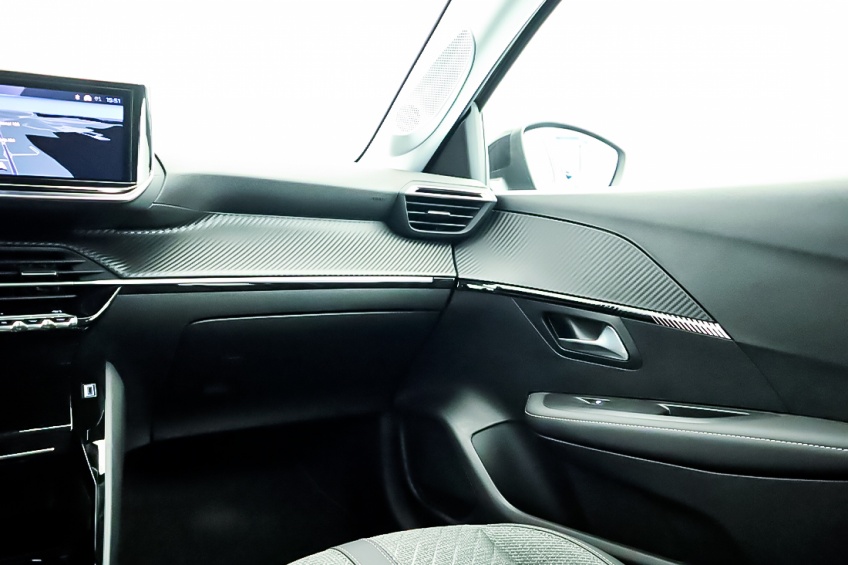 Peugeot E-208 ALLURE ELETRICO 158CV BATERIA 51 KWH