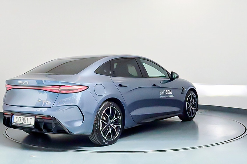BYD SEAL EXCELLENCE