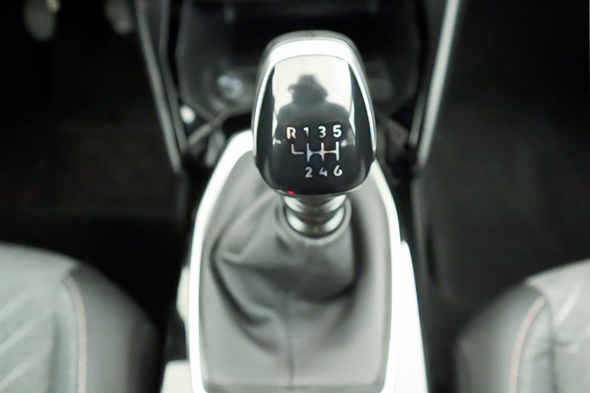Peugeot 208 1.2 GASOLINA ALLURE