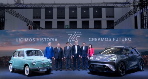 Fizemos história. Criamos o futuro: a SEAT S.A. celebra 75 anos com o objetivo de liderar o futuro da mobilidade. Fizemos história. Criamos o futuro: a SEAT S.A. celebra 75 anos com o objetivo de liderar o futuro da mobilidade.