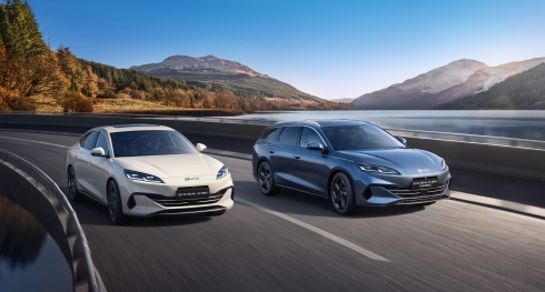 Novo BYD SEAL 6 DM-i já disponível em Portugal nas carroçarias Sedan e Touring, com a liberdade da tecnologia Super Híbrida Plug-in Novo BYD SEAL 6 DM-i já disponível em Portugal nas carroçarias Sedan e Touring, com a liberdade da tecnologia Super Híbrida Plug-in