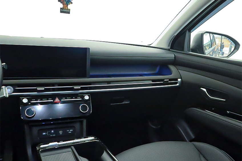 Hyundai TUCSON HYBRID