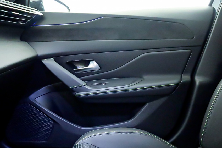 Peugeot 308 SW GT HYBRID 145CV GT