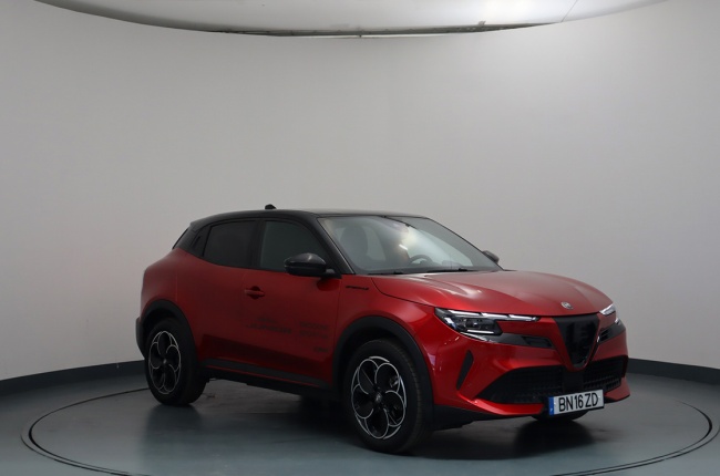 Alfa Romeo Junior Elettrica Speciale 156Cv 50kWh FWD